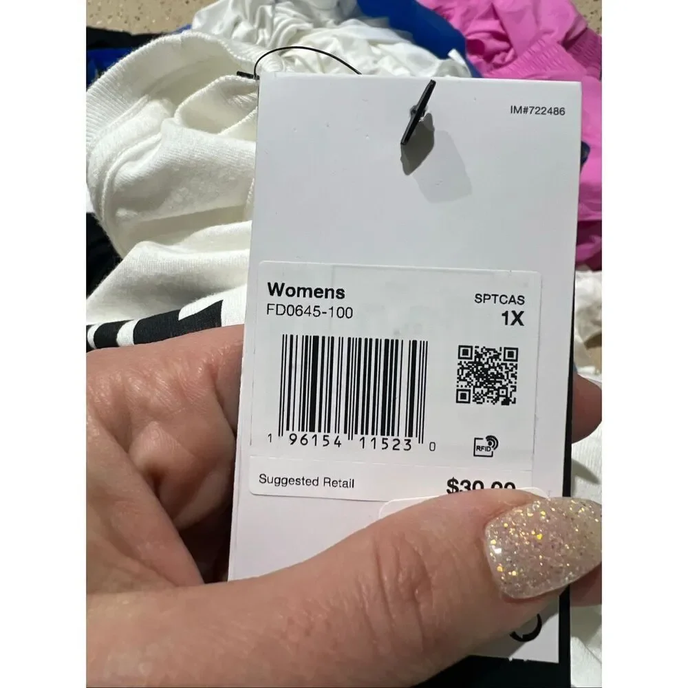 Nike nwt curvy